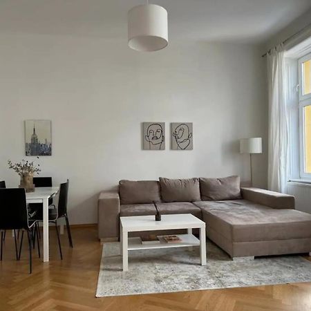 Beautiful Apartments In Виена Екстериор снимка