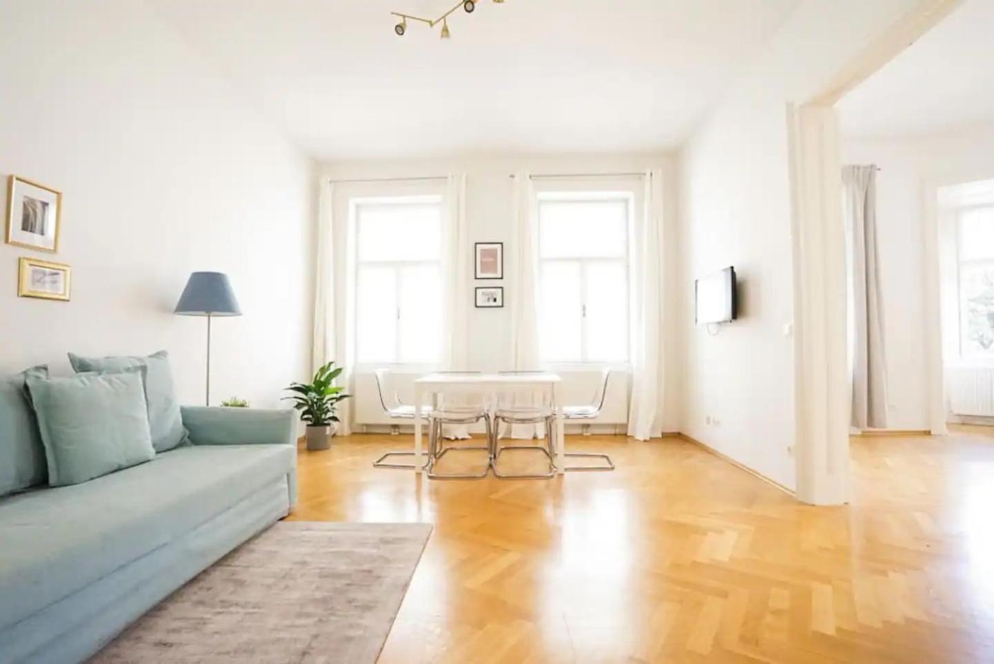 Beautiful Apartments In Виена Екстериор снимка